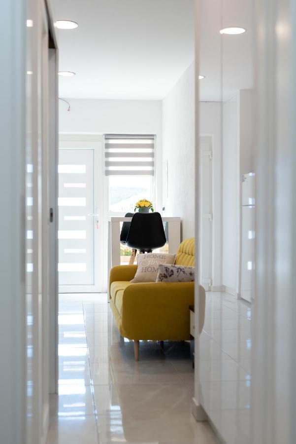 Apartment Leo Trogir Exterior photo
