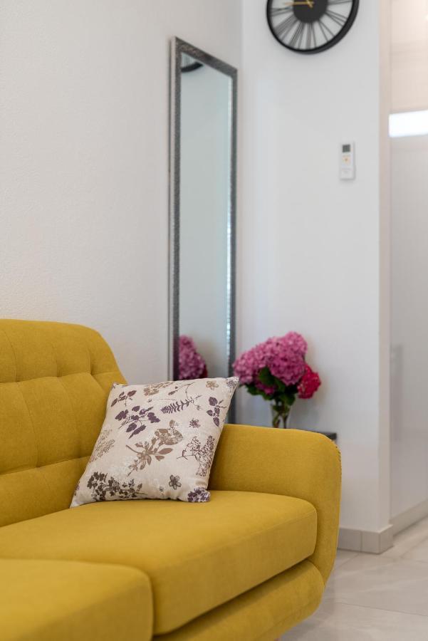 Apartment Leo Trogir Exterior photo